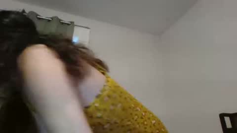 Snapshot of feliciano711 chatting on October 31, 7:03 pm feliciano711 online show from October 31, 7:03 pm