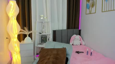 FELLY online show from October 30, 12:44 am