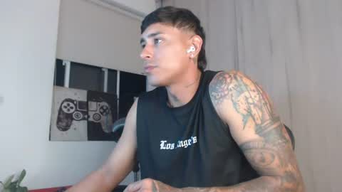 felilope23 online show from July 15, 10:31 am