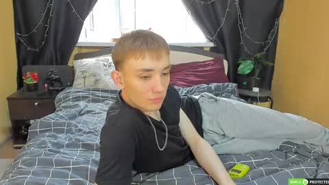 felixcurt online show from May 9, 7:47 am