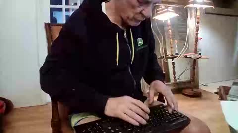 hungnsexy  online show from March 4, 1:01 am