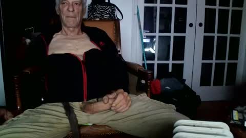 hungnsexy  online show from October 5, 6:22 am