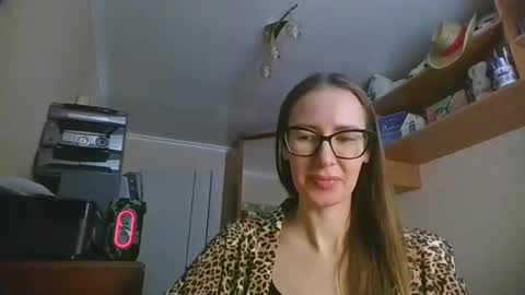 feraliss online show from January 14, 10:34 am