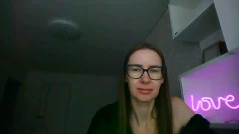 feraliss online show from July 19, 9:56 am