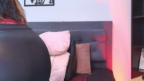 Fernandabrown s online show from June 13, 12:37 pm