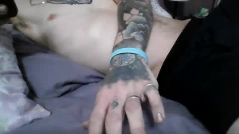 feuerfrei971 online show from April 4, 2:35 pm