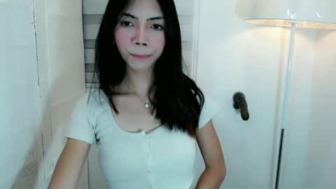 feyaaa online show from February 9, 7:15 am