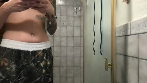 fgsammie online show from October 7, 7:43 pm