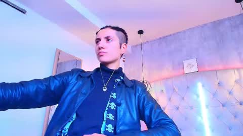   online show from December 20, 12:12 pm