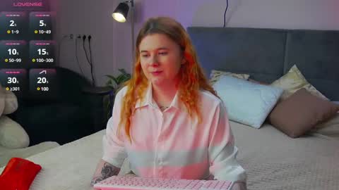 Snapshot of fiery_foxy chatting on February 27, 4:13 am Mabel online show from February 27, 4:13 am