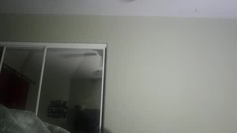 fightusfire32 online show from March 18, 9:48 am