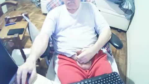 Snapshot of filhober chatting on September 17, 2:15 am filhober online show from September 17, 2:15 am