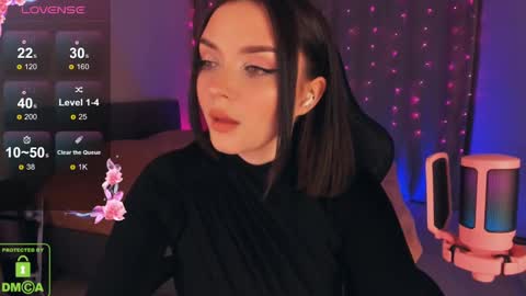 LEEN online show from December 26, 12:25 am