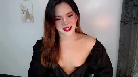 Jasmine online show from February 15, 9:46 pm