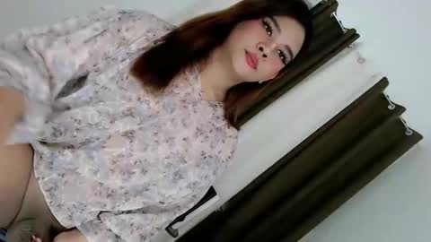 Jasmine online show from November 17, 11:24 am