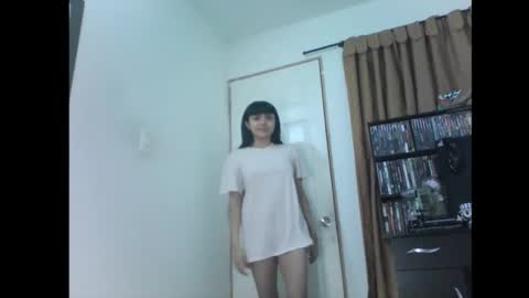 finnky1 online show from November 5, 7:43 am