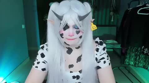 fiora online show from March 1, 11:17 am