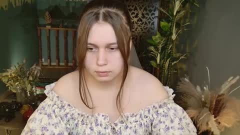 fiora online show from November 17, 1:46 pm