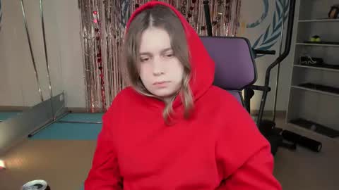 fiora online show from February 21, 2:48 pm