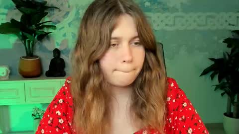 fiora online show from September 11, 11:22 am