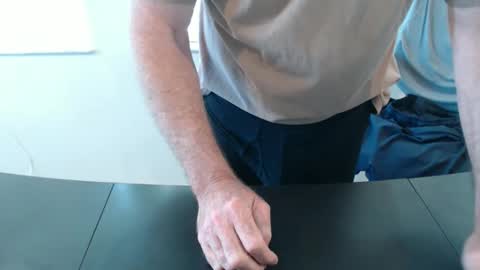 USAUSA online show from April 3, 1:51 pm