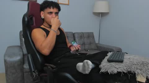 fire_boy69 online show from January 10, 9:42 pm