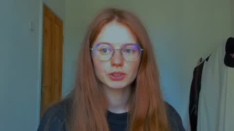 fire_luna online show from July 23, 9:18 am