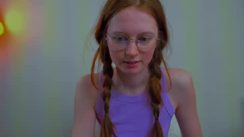 fire_luna online show from March 15, 10:29 am