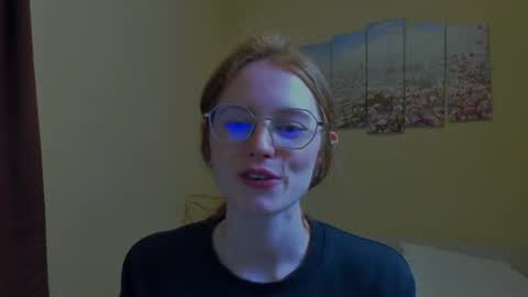 fire_luna online show from July 4, 7:06 pm