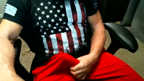 fitguy40 online show from July 4, 3:32 am