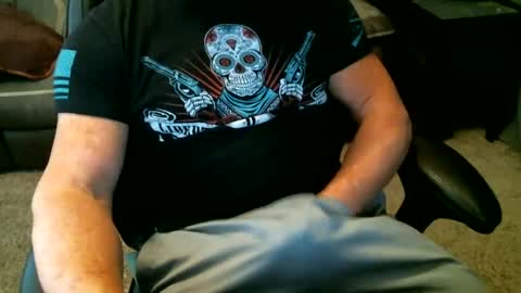 fitguy40 online show from January 8, 9:44 pm