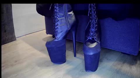 flakoyflaki online show from October 6, 7:53 pm