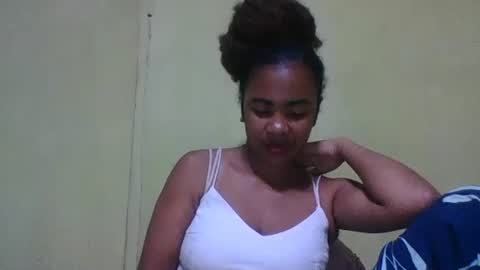 Snapshot of fleurissa chatting on October 19, 9:19 pm fleurissa online show from October 19, 9:19 pm