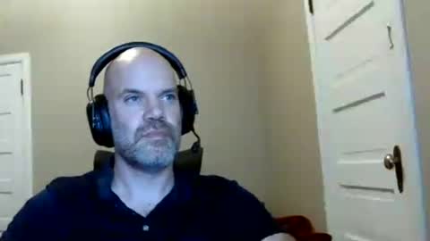 Derek online show from July 12, 10:18 am