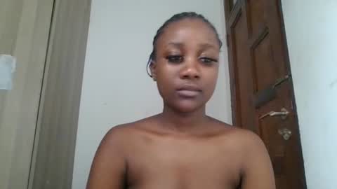 flirty_arrya online show from June 20, 7:14 am