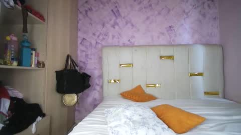 Mimi online show from March 14, 10:08 am