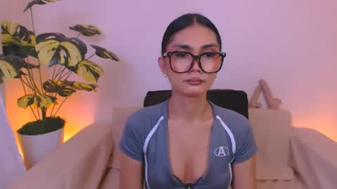 Marga online show from June 11, 4:49 pm