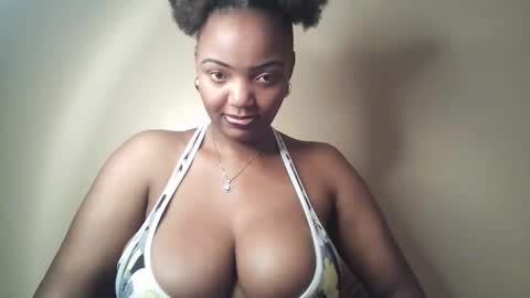flirtymimie online show from June 3, 8:39 am