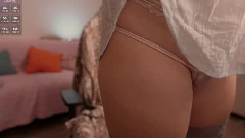 Eliza online show from November 12, 1:35 pm