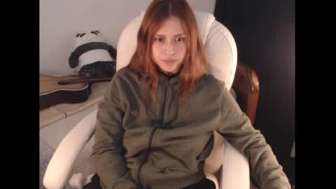 flor3citarockera online show from March 5, 3:54 pm