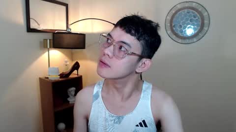 Snapshot of floriankeirxx_ chatting on October 5, 3:04 am floriankeirxx_ online show from October 5, 3:04 am