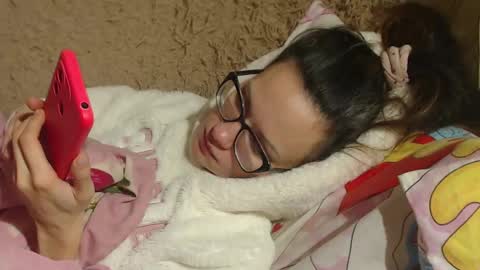 Snapshot of flowercandydoll chatting on January 26, 2:03 am say meow and send tip  online show from January 26, 2:03 am