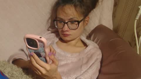 Snapshot of flowercandydoll chatting on October 21, 3:48 pm say meow and send tip  online show from October 21, 3:48 pm