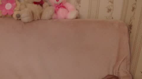 say meow and send tip  online show from June 11, 2:59 pm