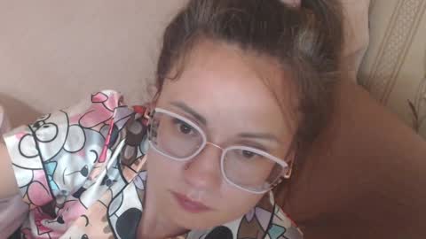 say meow and send tip  online show from May 15, 11:01 pm