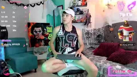 flowers109 online show from October 29, 12:01 am