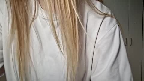 flowflirtx online show from June 3, 1:25 pm