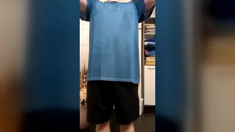 fluffybutt_ online show from July 12, 5:05 pm