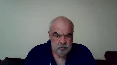 flutto online show from June 15, 7:22 am