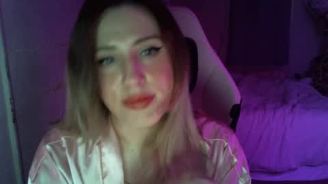 Flux online show from October 8, 1:28 pm